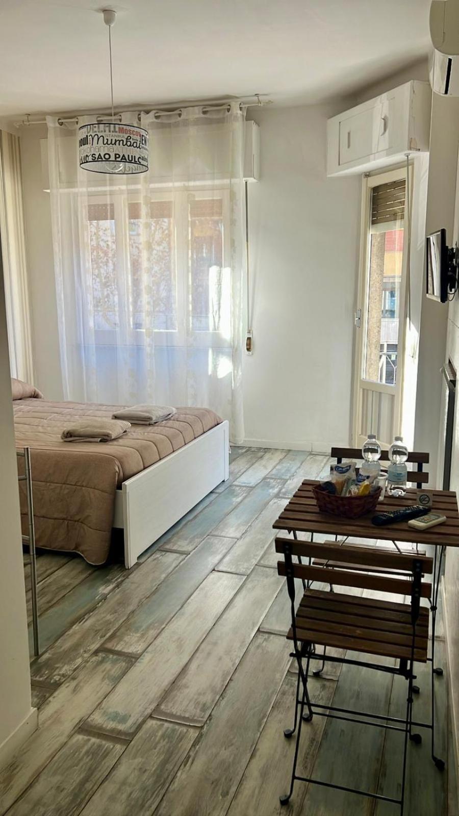 B&B Le Coccinelle Bari Bagian luar foto