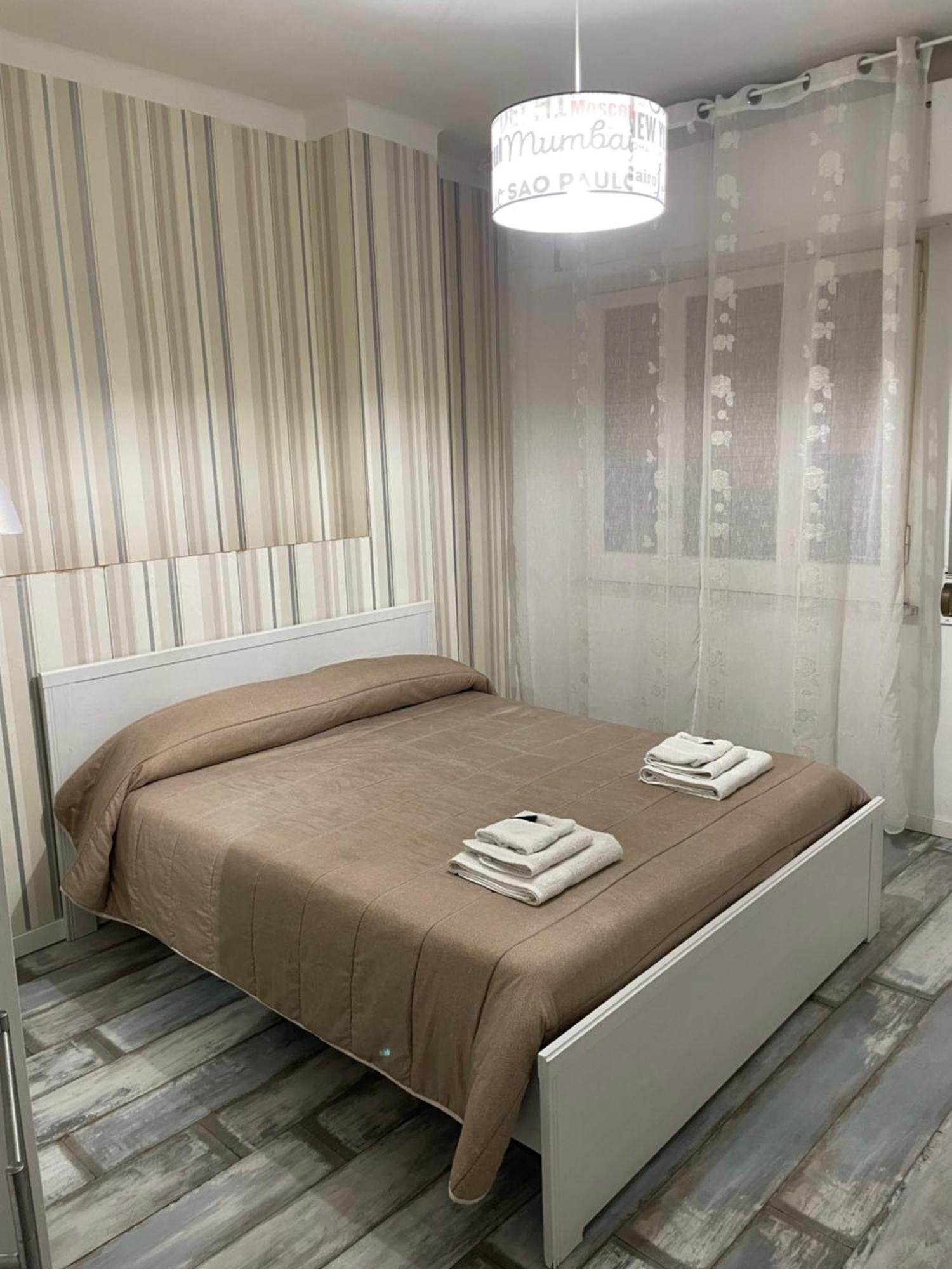 B&B Le Coccinelle Bari Bagian luar foto