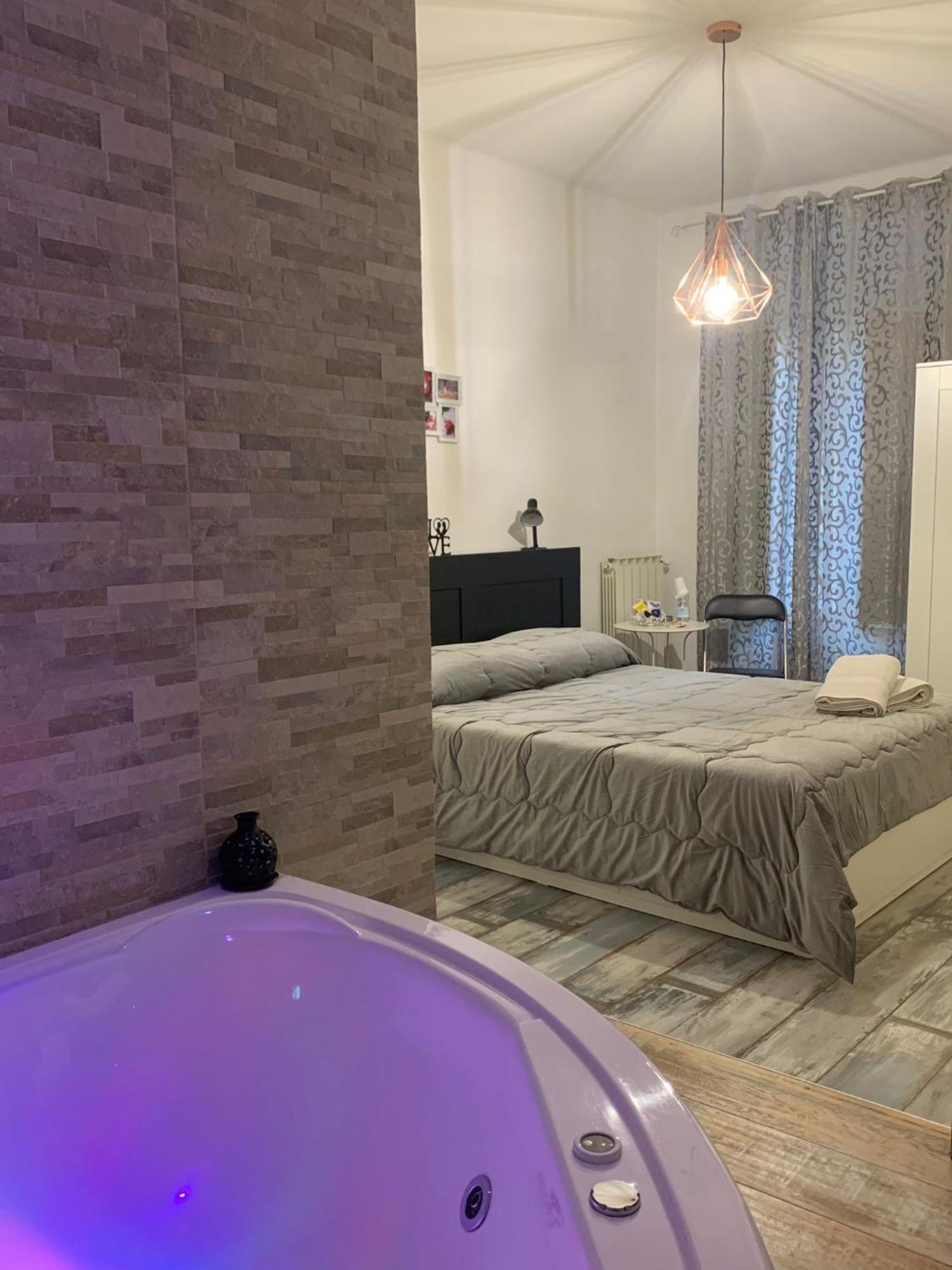 B&B Le Coccinelle Bari Bagian luar foto